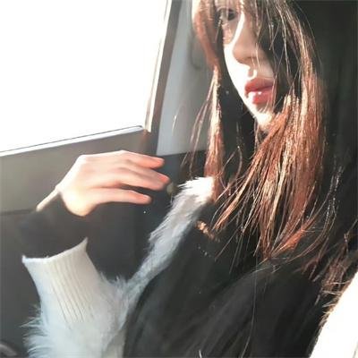 海蓝时见鲸 海报